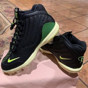 Nike Ken Griffey 2 “Black/Volt” Men Baseball Cleat